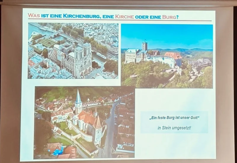 Vortragsfolie mit der Frage „Was ist eine Kirchenburg, eine Kirche oder eine Burg?“